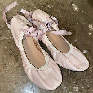 NWOT Rue 21 Lace Up Ballet Flats